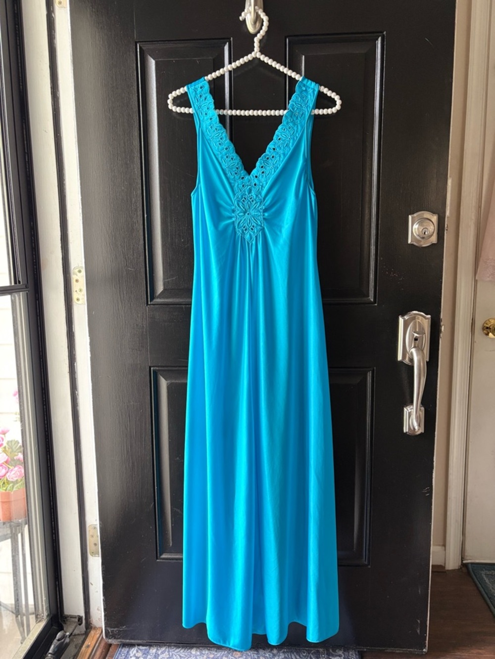 VTG Vanity Fair Blue Nylon Embroidered Lace Bodice Nightgown Size S - Picture 4 of 14
